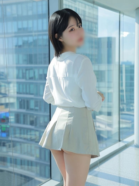 よかろうもん下関本店 らむね　黒髪ショートは正義